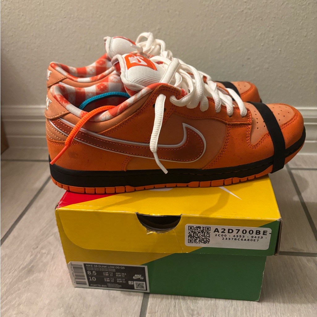 Nike Dunk Low Orange And White Sneakers